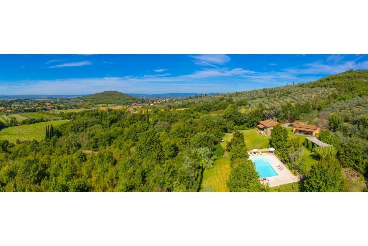 Villa Casale Federica อาเรซโซ ภายนอก รูปภาพ