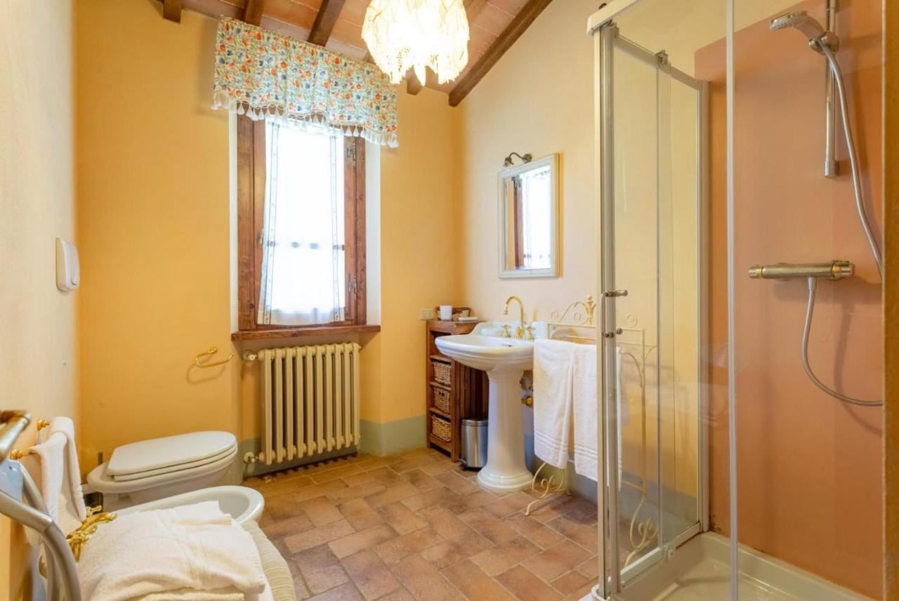 Villa Casale Federica อาเรซโซ ภายนอก รูปภาพ